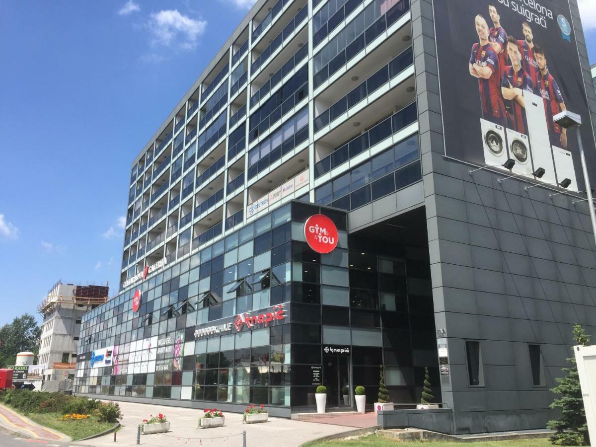 Nova Galerija West App Mary - Parking In Garage Leilighet Zagreb Eksteriør bilde